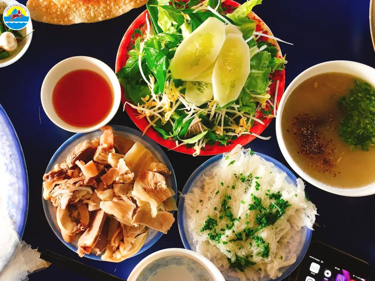 chơi gì ở tuy hoà phú yên