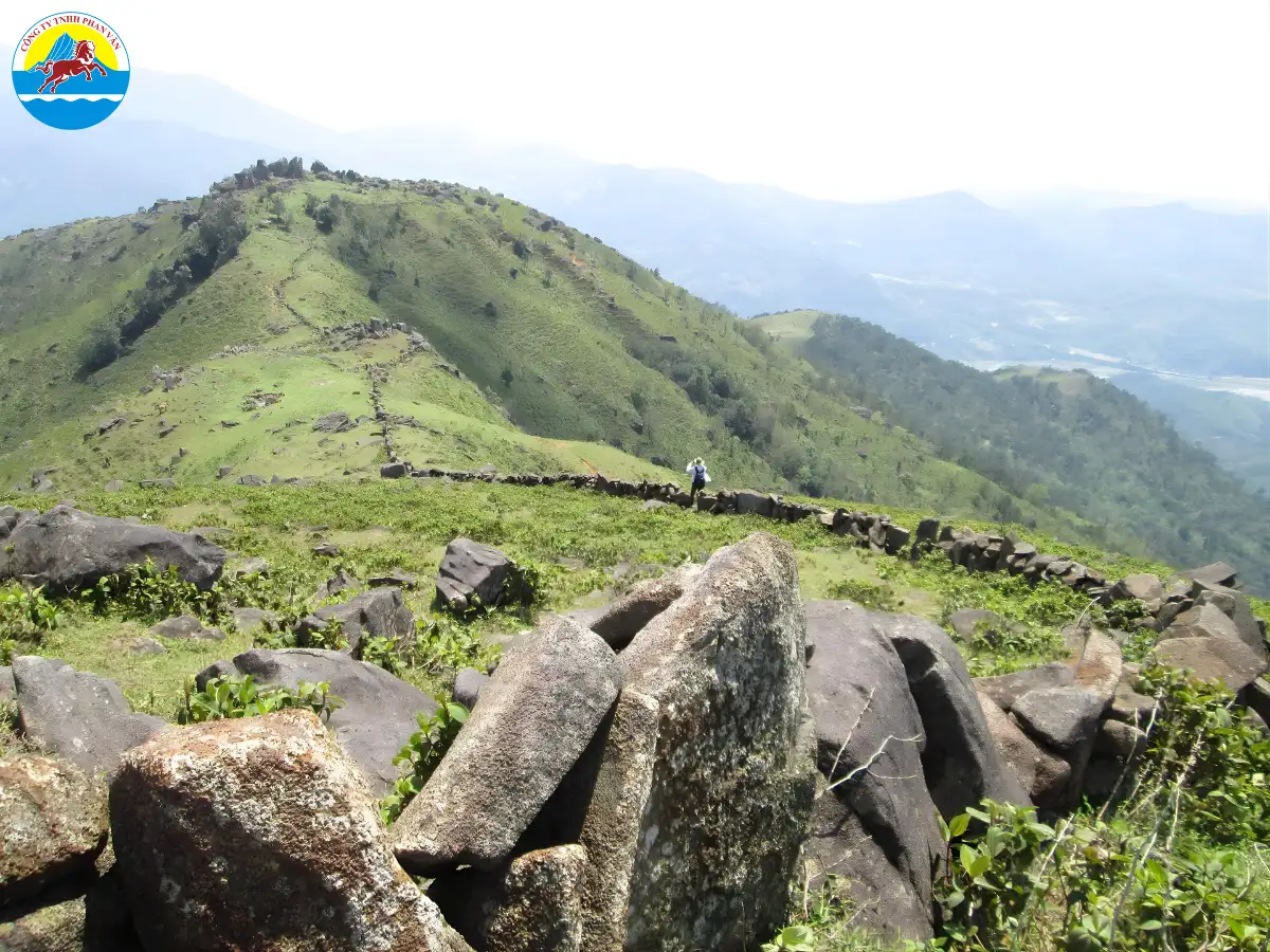 du lịch Uông Bí​