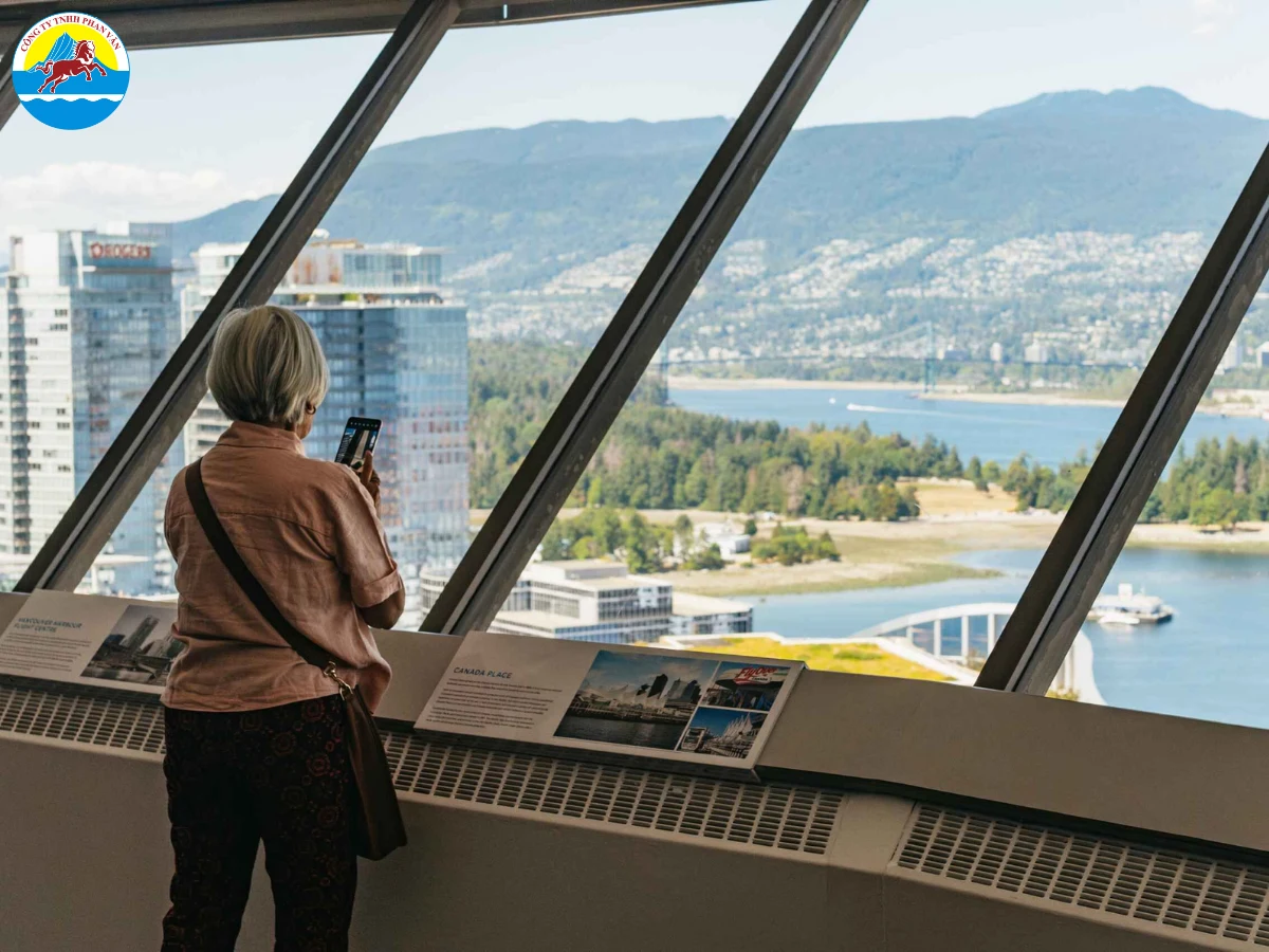 Vancouver Lookout