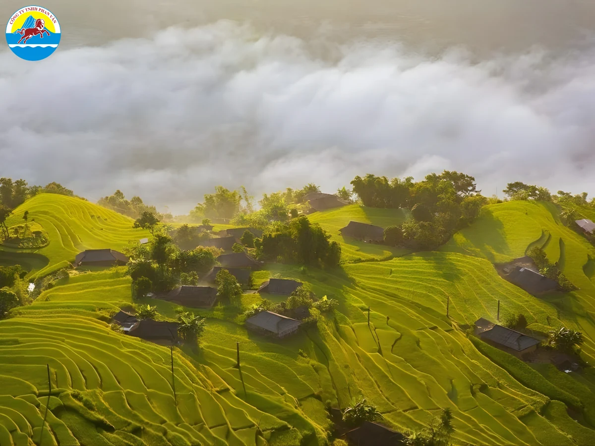 Đường lên đỉnh Tây Côn Lĩnh