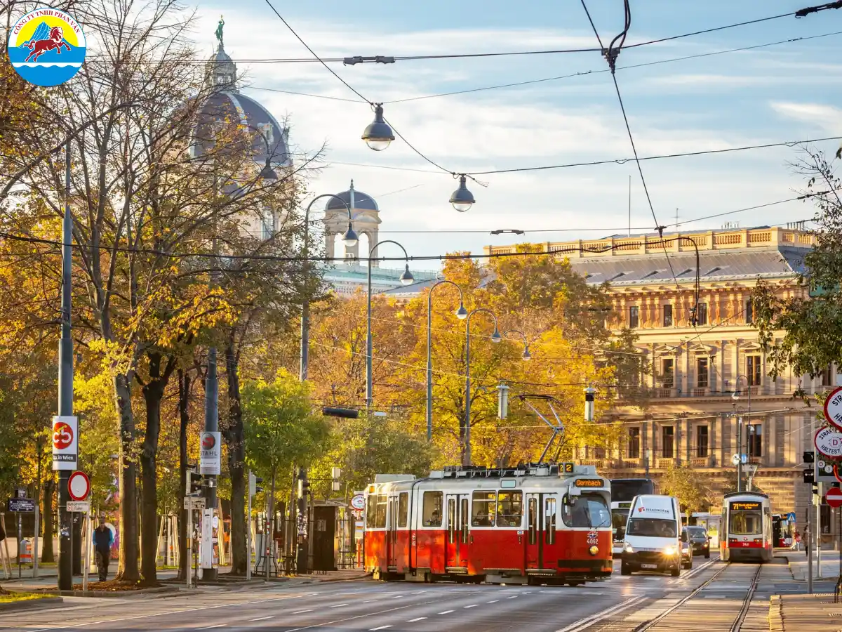Hệ thống giao thông công cộng Vienna nổi tiếng về độ đúng giờ và hiệu quả