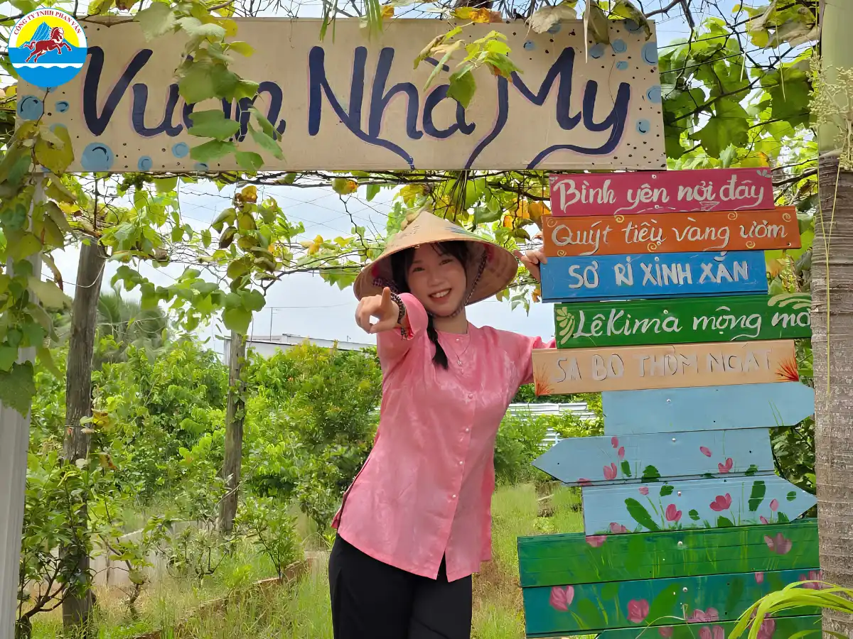Chợ nổi Trà Ôn