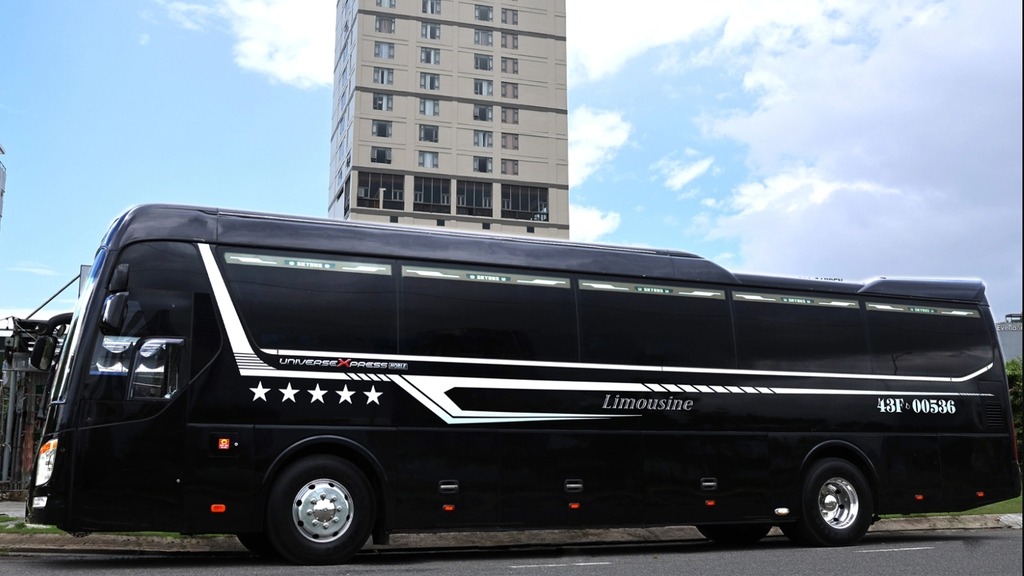 Xe limousine 29 chỗ của Phan Văn Travel