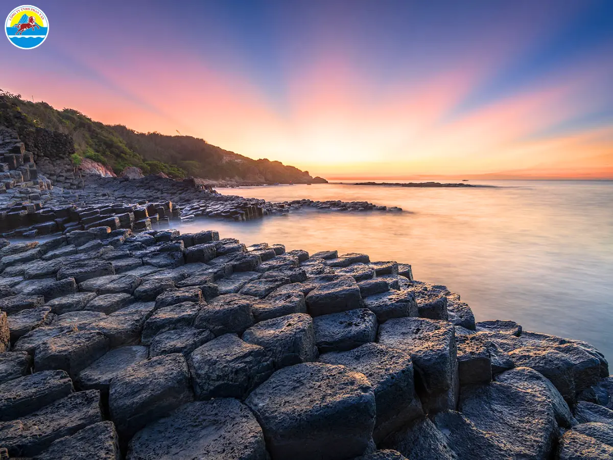 du lịch ghềnh đá đĩa phú yên​