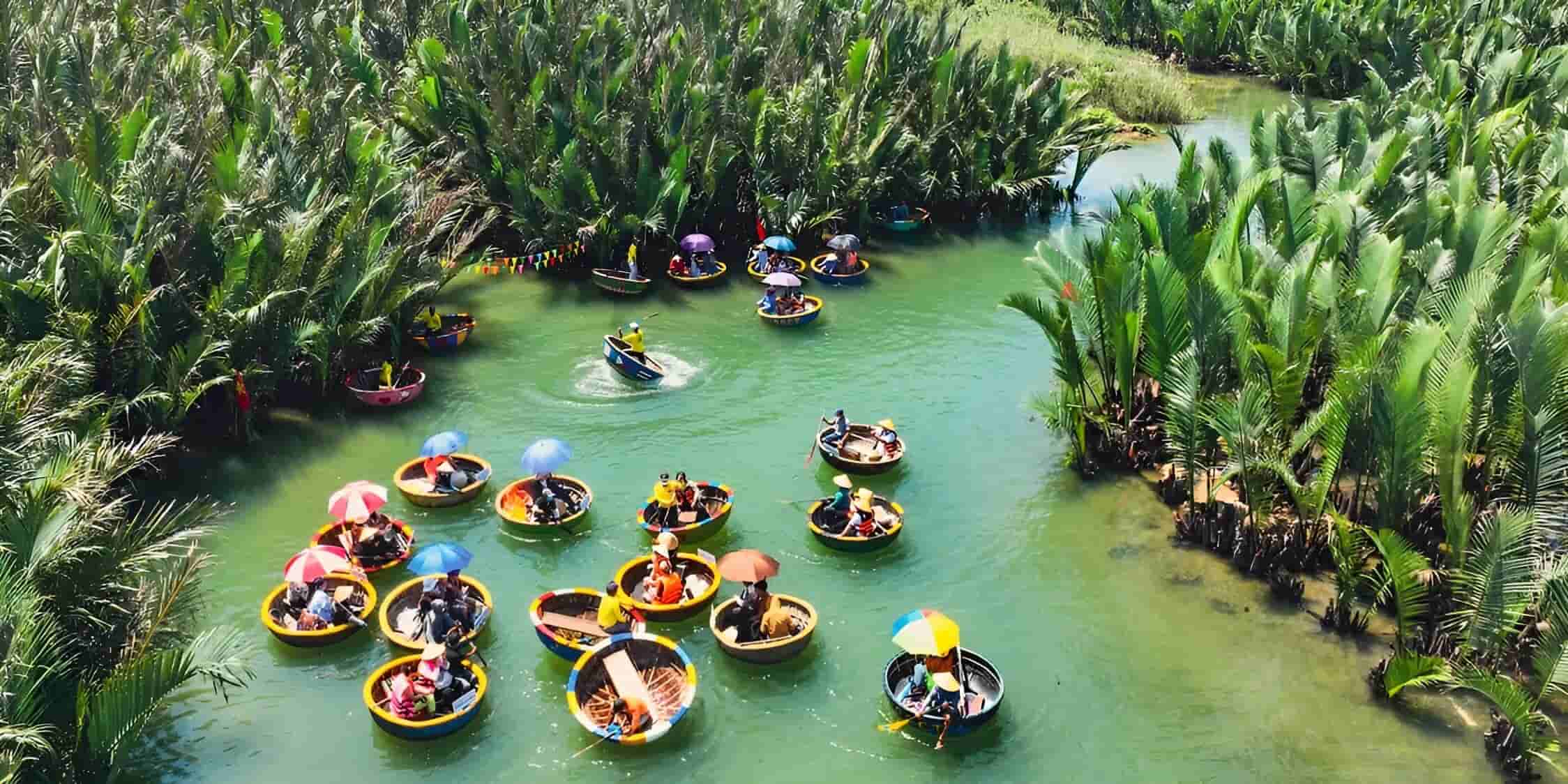 Xem múa thúng tại&nbsp;Rừng Dừa Bảy Mẫu