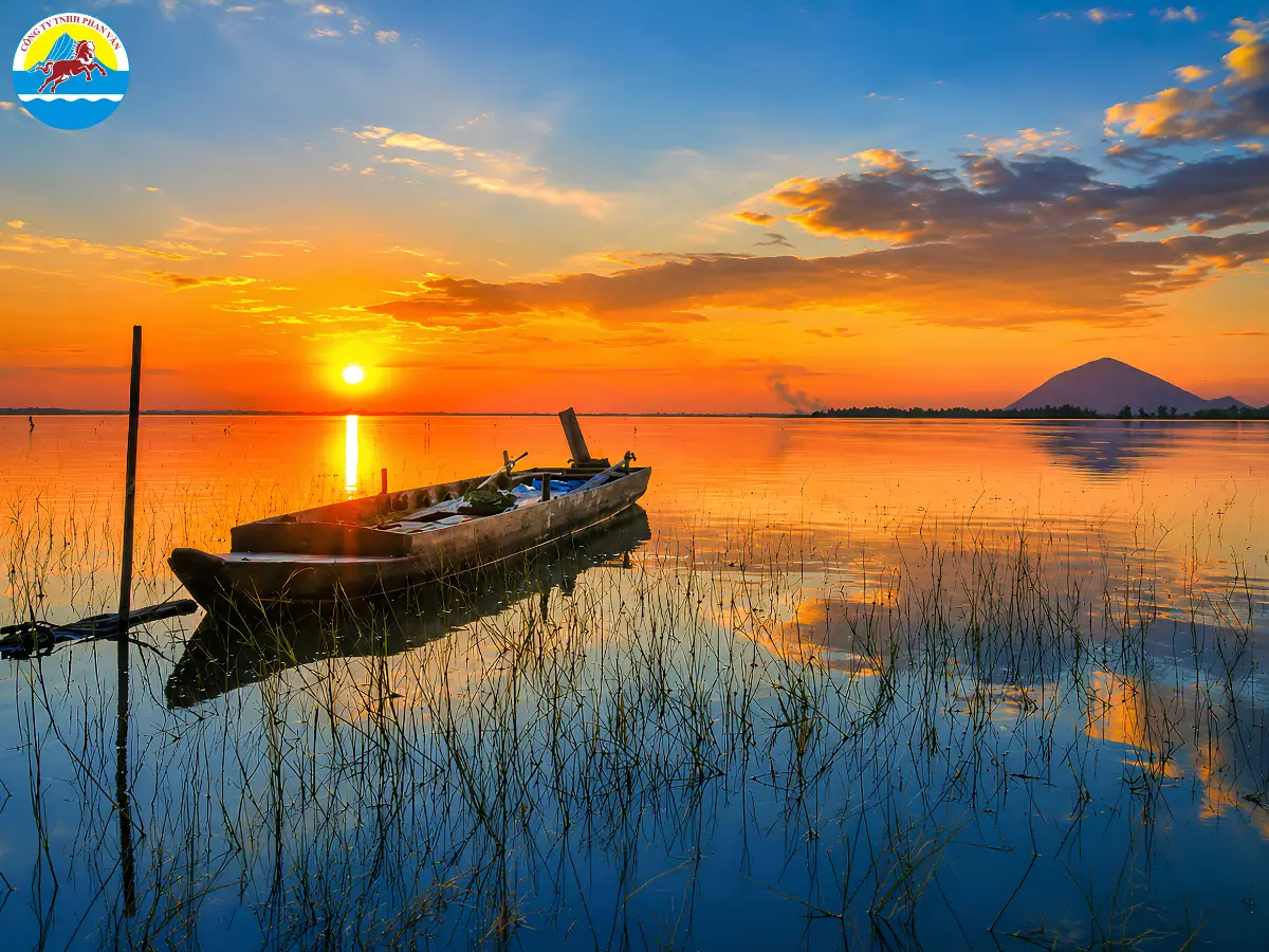 hồ Dầu Tiếng Tây Ninh