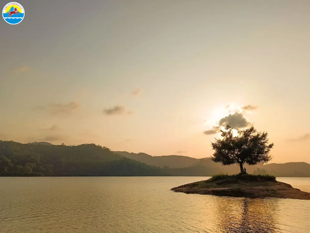 hồ phú ninh có gì chơi