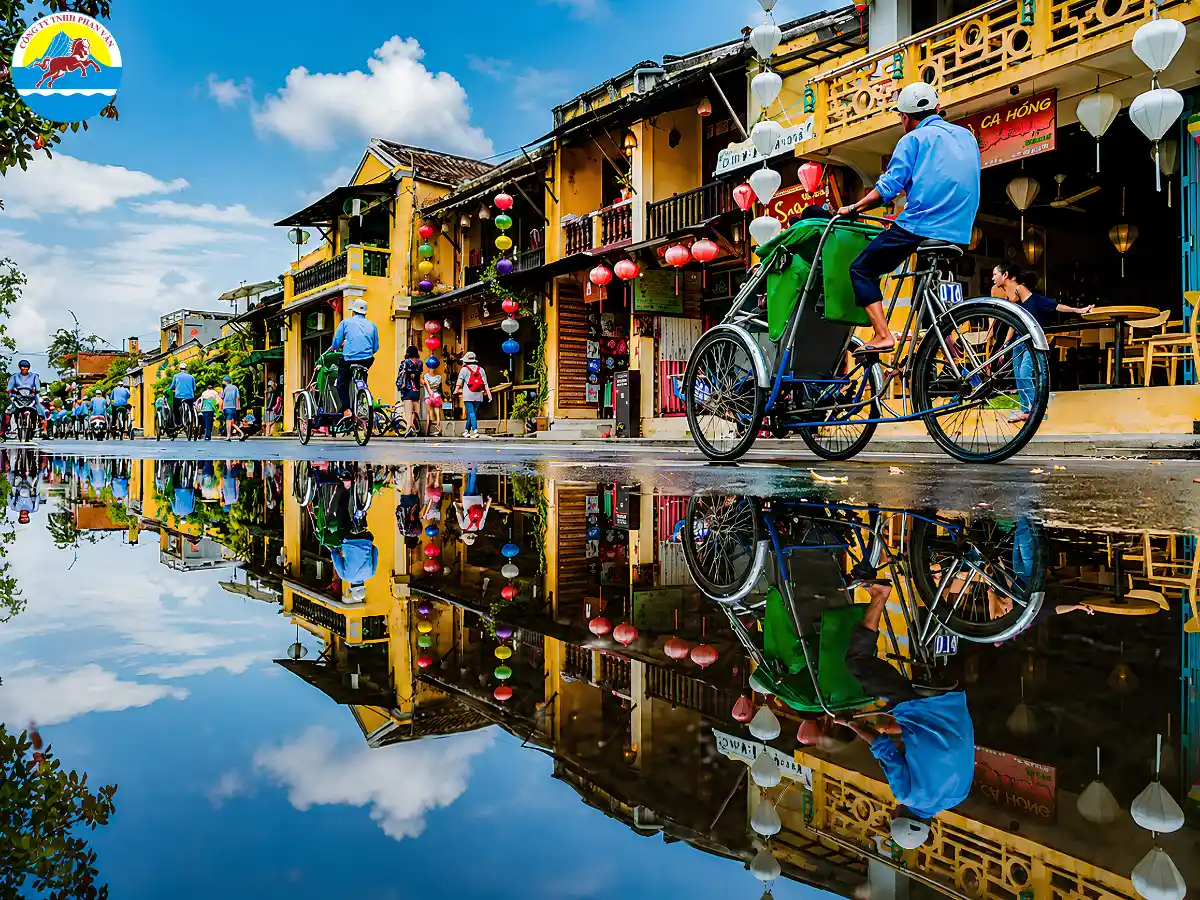 Hội An tháng 8