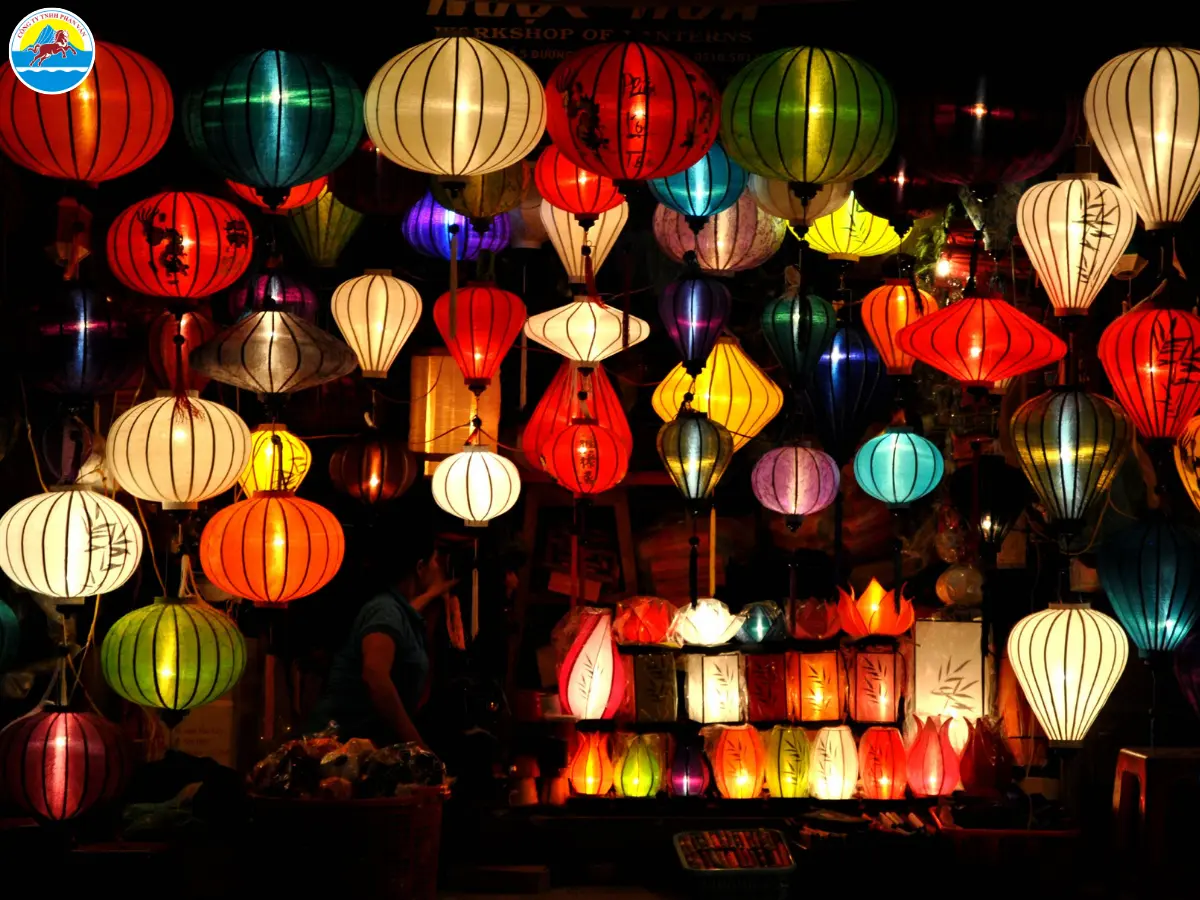 hội an tháng 8​
