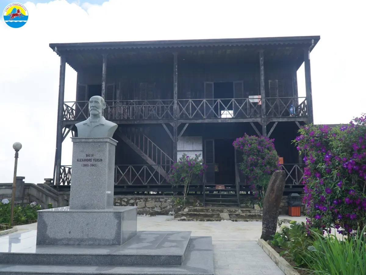 đỉnh hòn bà nha trang