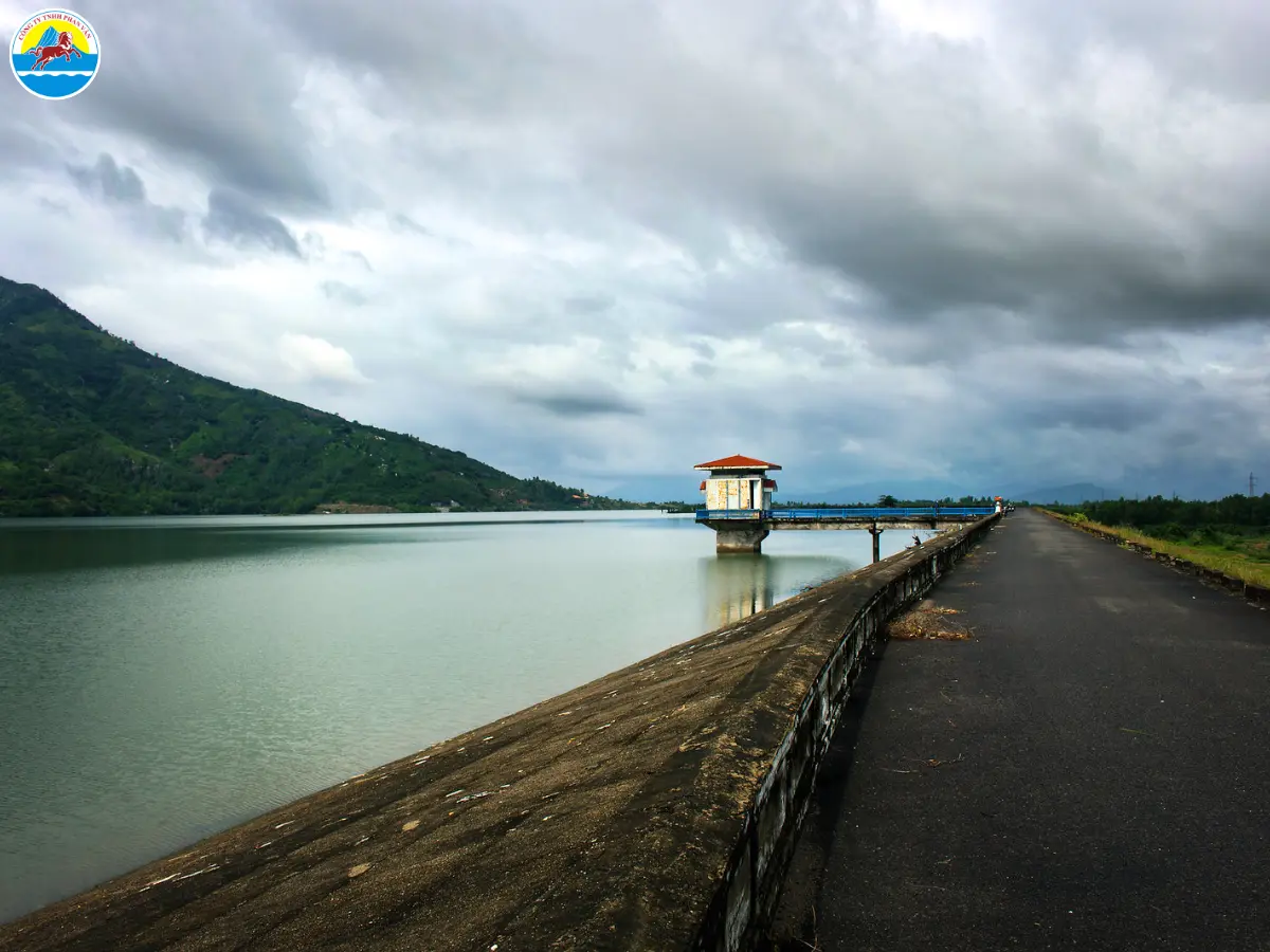đỉnh hòn bà nha trang