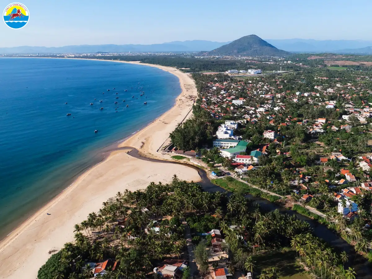bãi biển hòn chùa