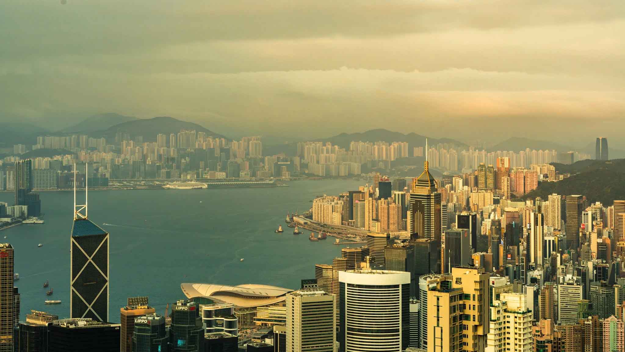 HONG KONG hiện đại và thu hut du lịch