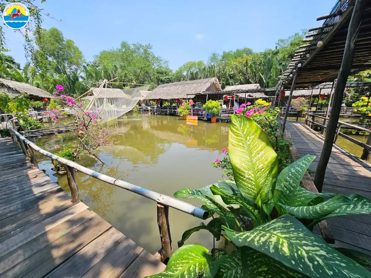 nhà bè có gì chơi