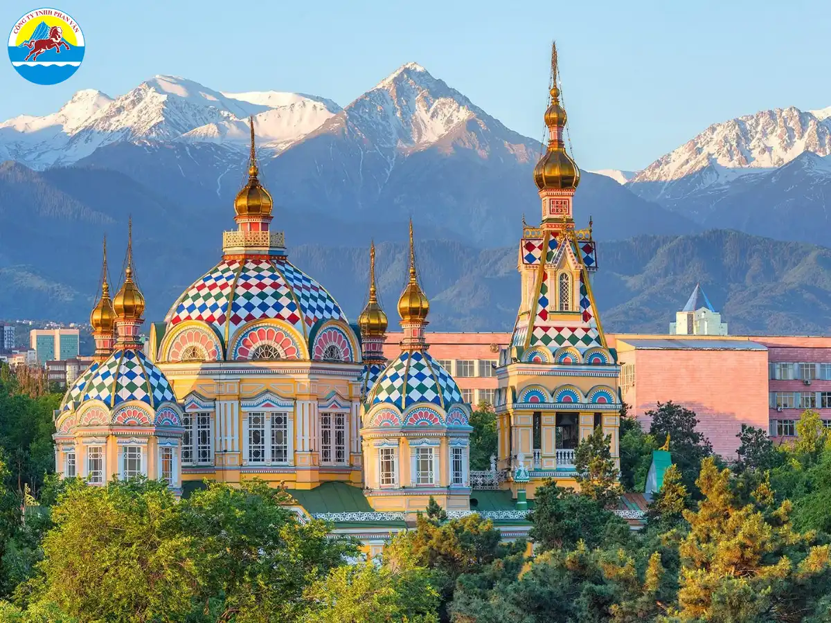 Nhà thờ Zenkov (Almaty)