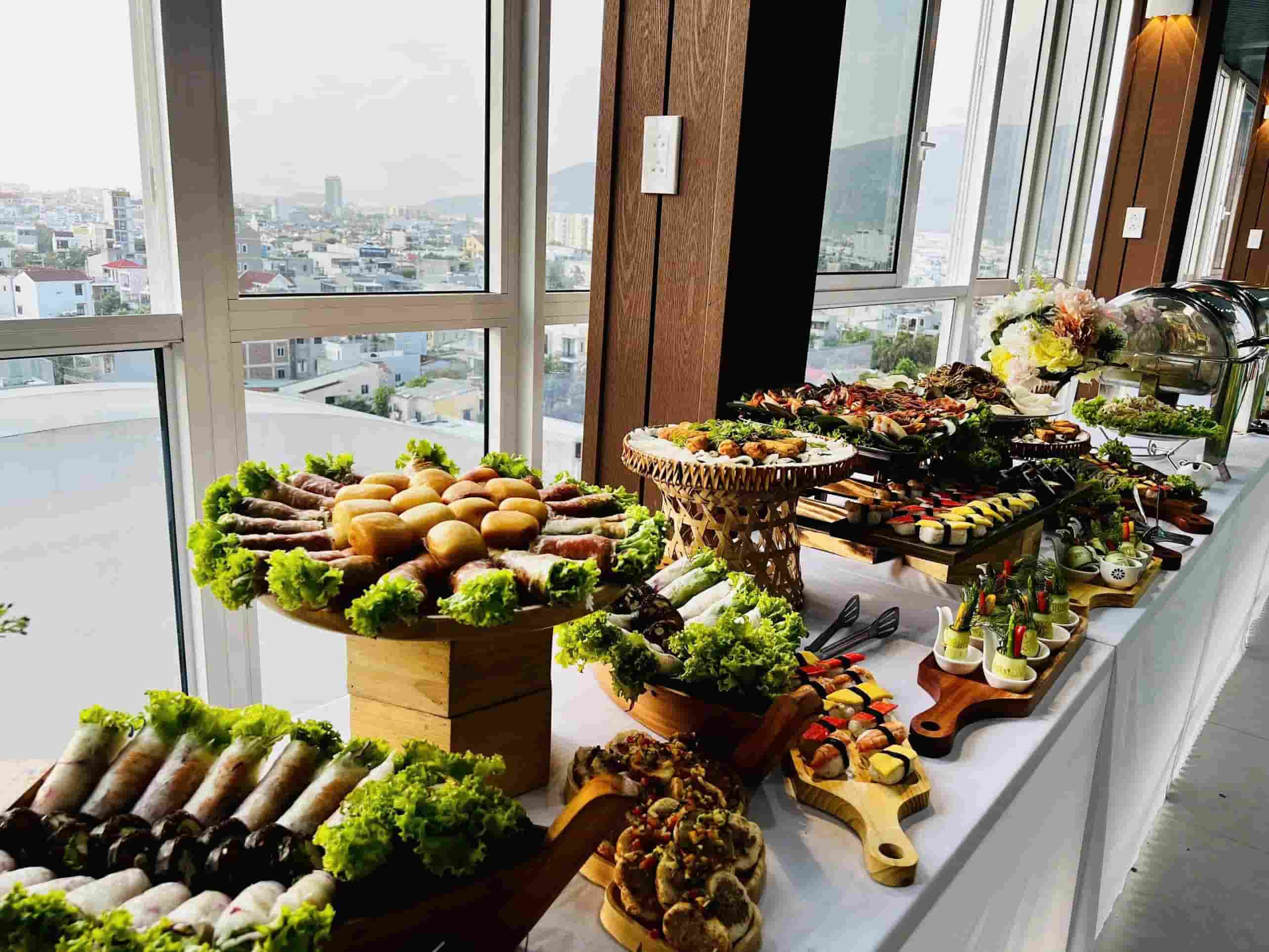 khách sạn Đà Nẵng có buffet sáng