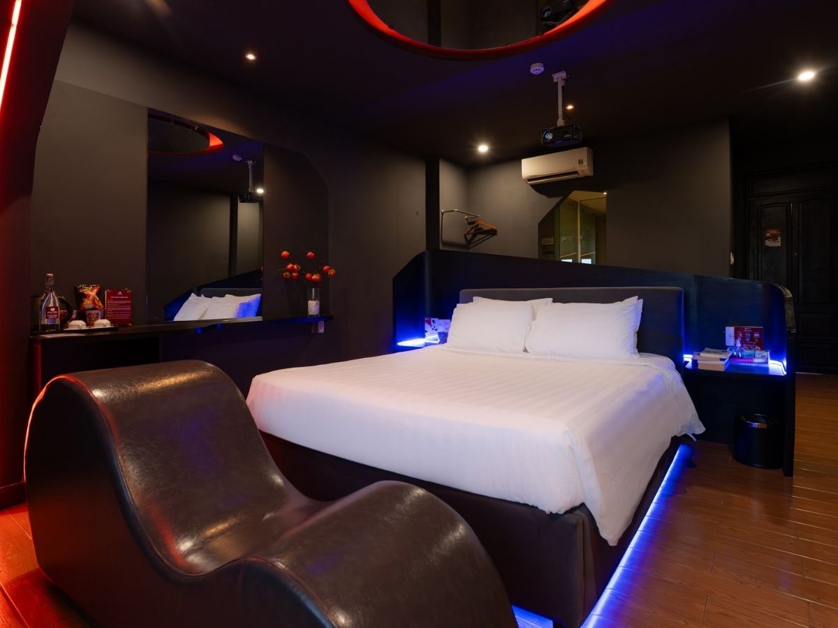Hạng phòng tiêu chuẩn có ghế tình yêu chỉ từ 129K