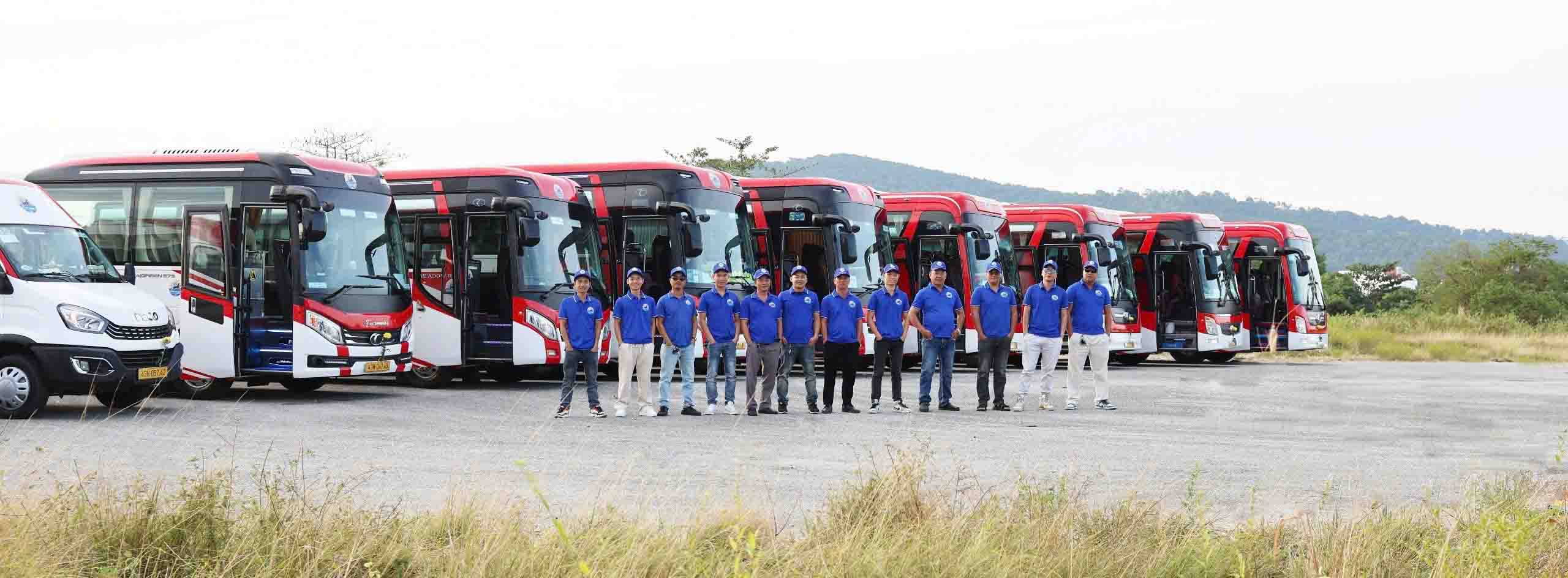 Đội ngũ nhân viên lái xe của Công ty Phan Văn