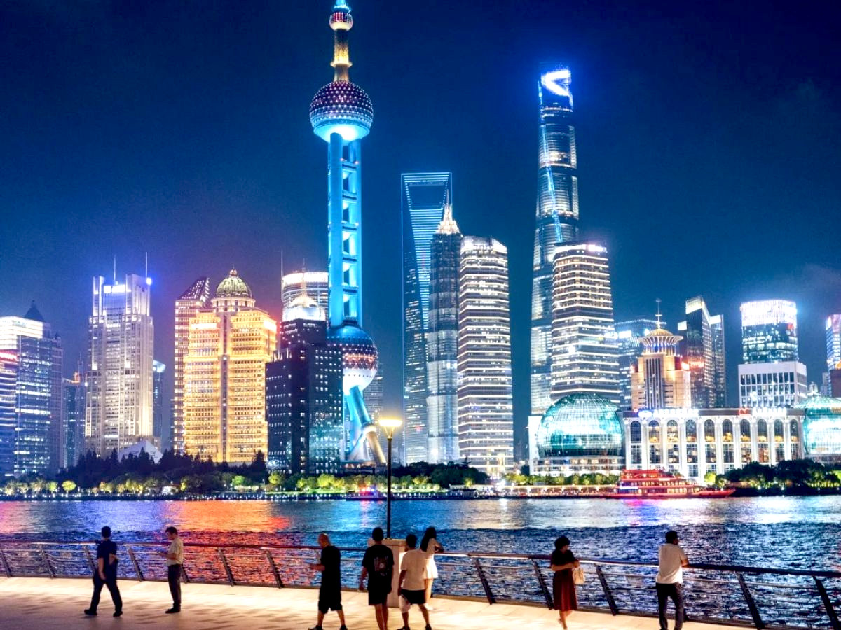 kham-pha-thuong-hai-4n3d-tu-da-nang-hanh-trinh-day-mau-sac-phan-van-travel-2