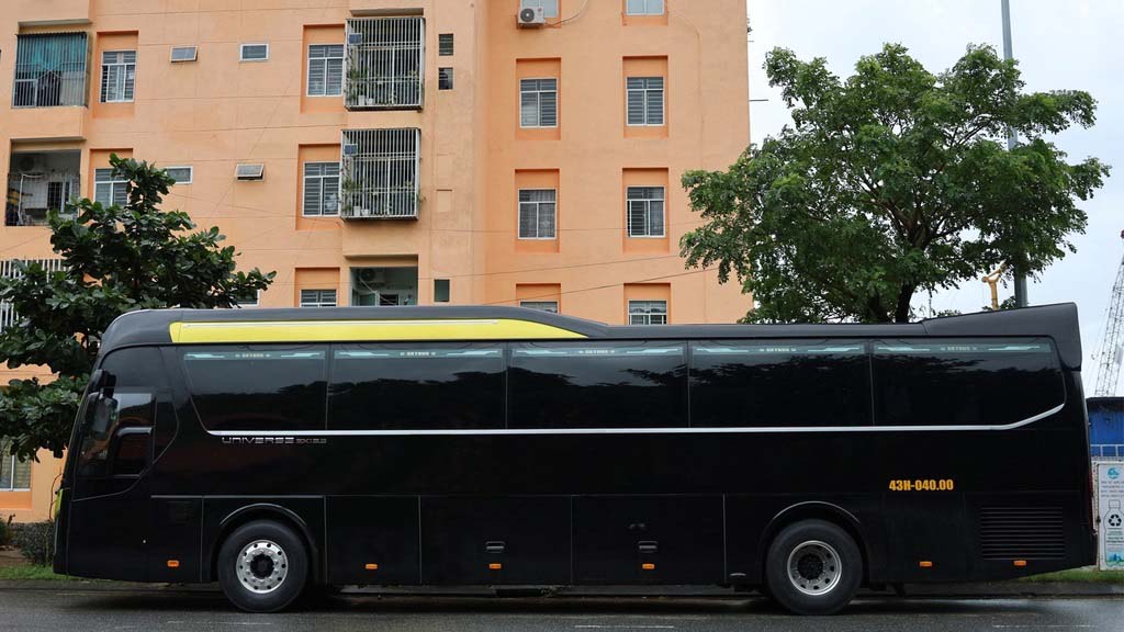 Xe Limousine 24 chỗ Phan Văn Travel
