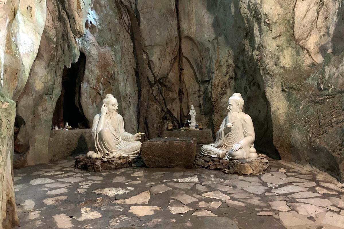 Cùng nhau khám phá bên trong Động Tàng Chơn