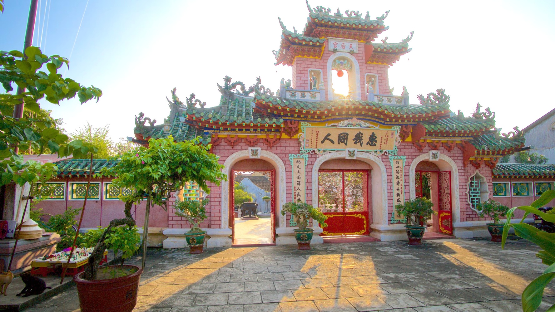 Hội quán Phúc Kiến nổi bật giữa lòng Hội An