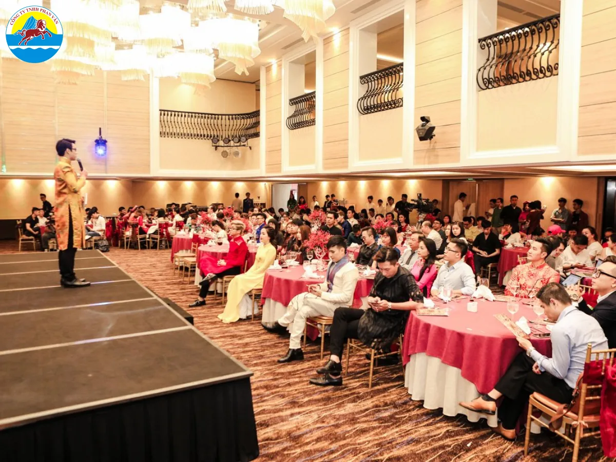 Cơ sở vật chất của địa điểm phải đáp ứng được mọi yêu cầu về chương trình