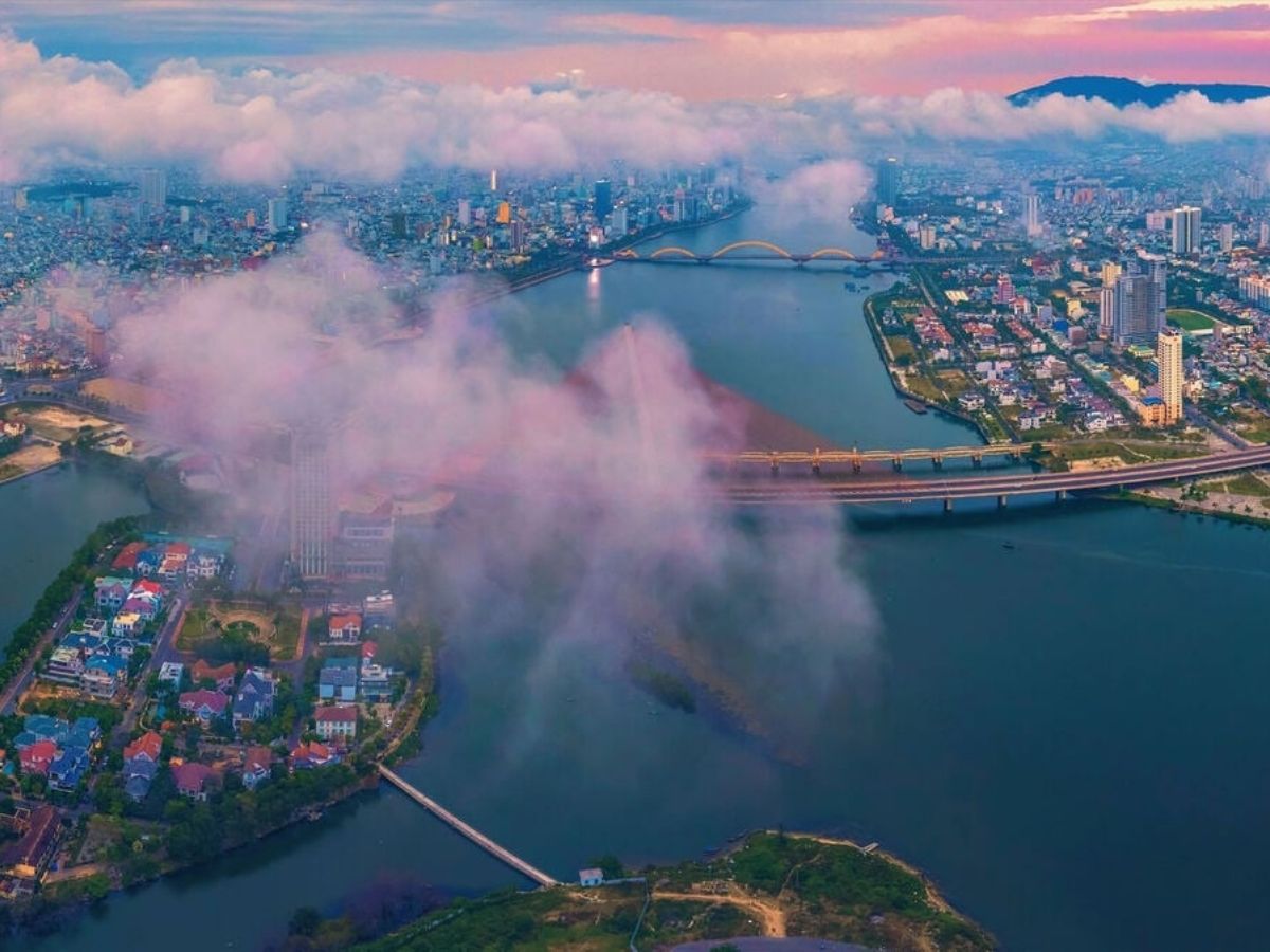 Đà Nẵng thường mưa từ cuối tháng 9 đến hết tháng 12 