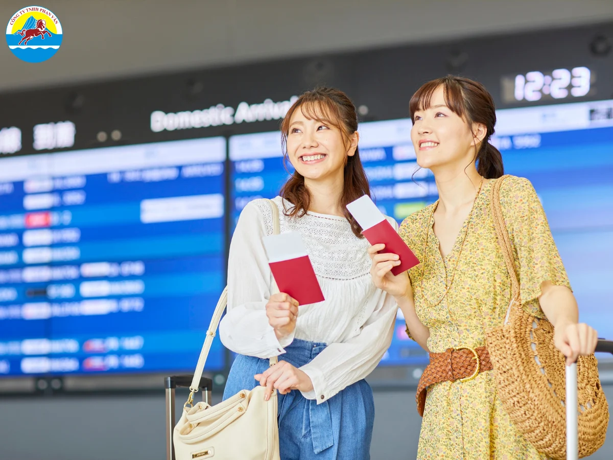 Bạn cần xin visa du lịch trước chuyến đi ít nhất 1 tháng