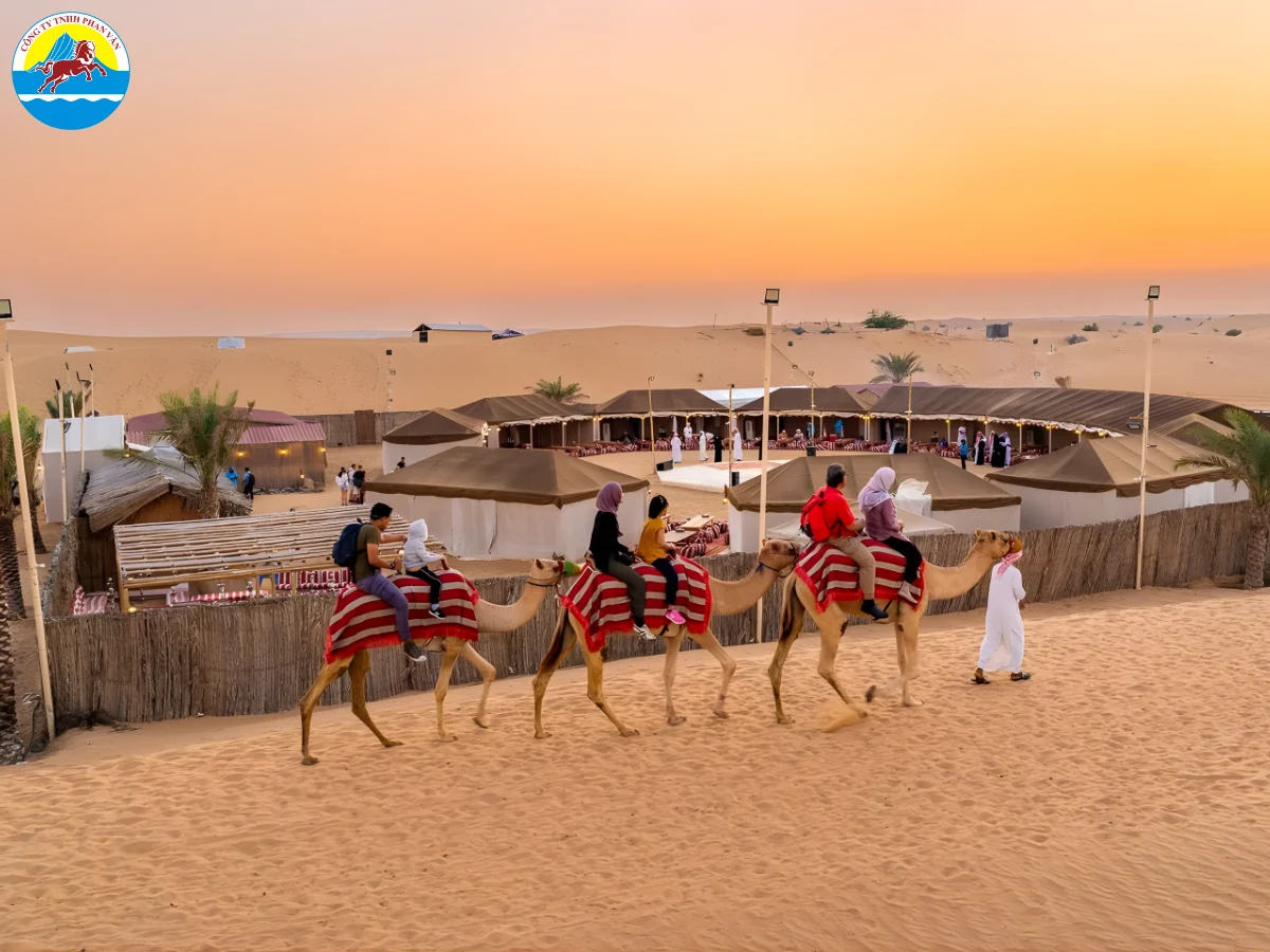 Trải nghiệm mùa đông giữa lòng sa mạc