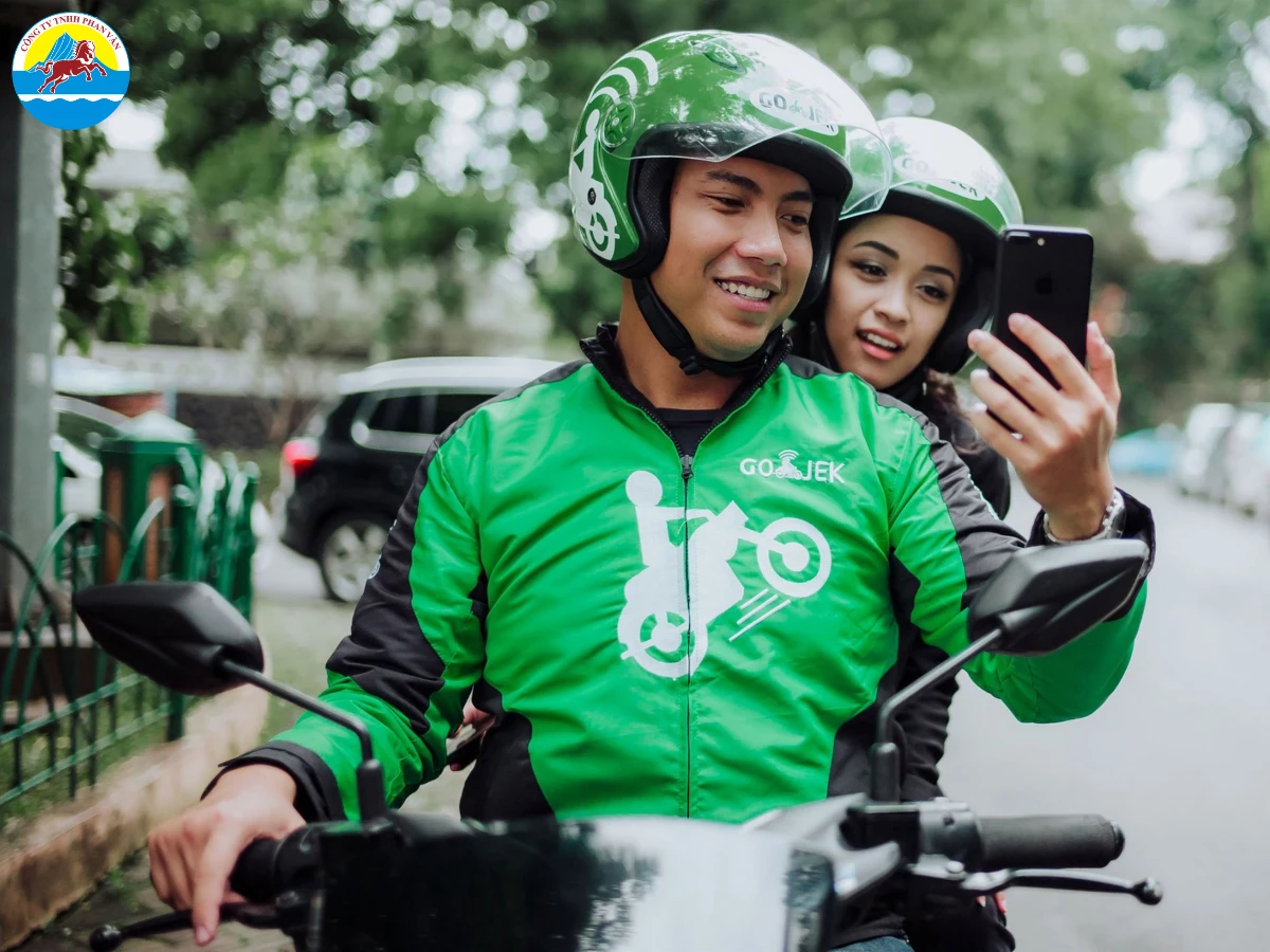 Du khách có thể gọi xe Gojek để đi (Tương tự Grab của Việt Nam)
