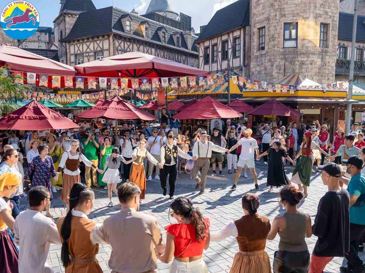 Du lịch theo tour tiết kiệm thời gian và chi phí