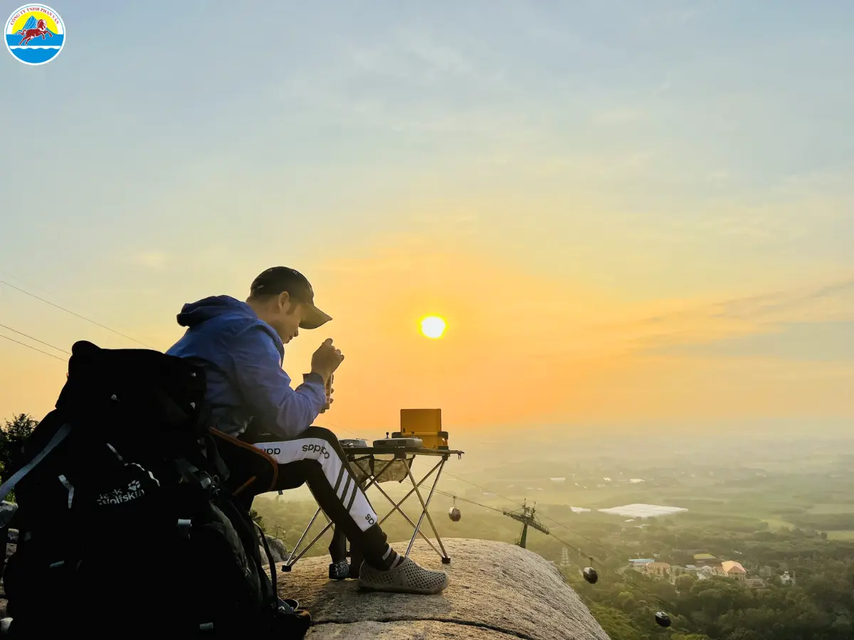 du lịch núi bà đen​