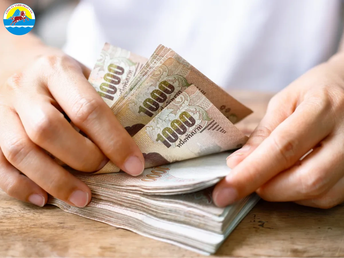 Luôn đếm lại tiền và kiểm tra cẩn thận