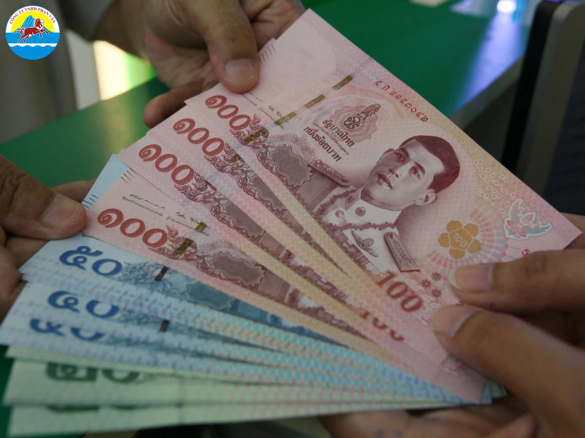 Du lịch theo tour chỉ cần khoảng 3,000 - 5,000 THB