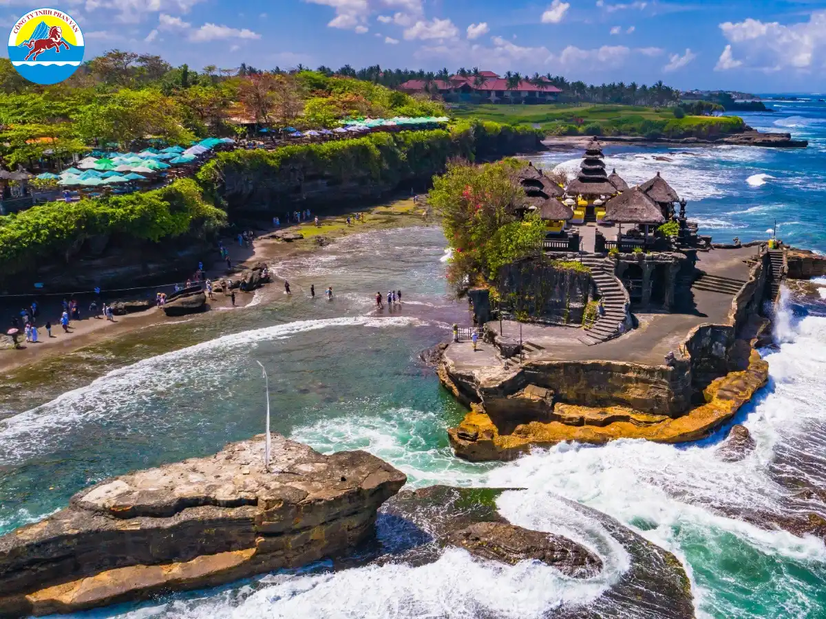 Đền Tanah Lot (Pura Tanah Lot)
