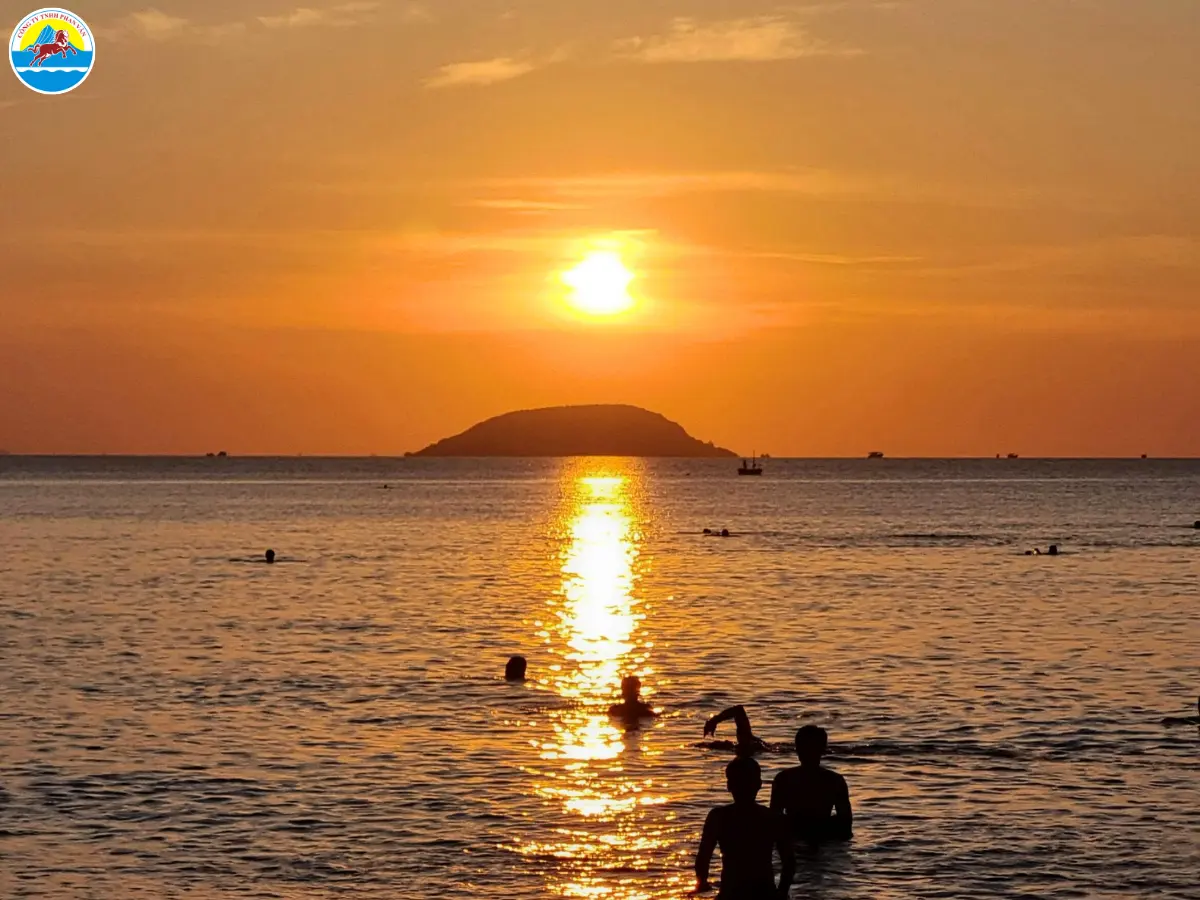 du lịch cam ranh tự túc
