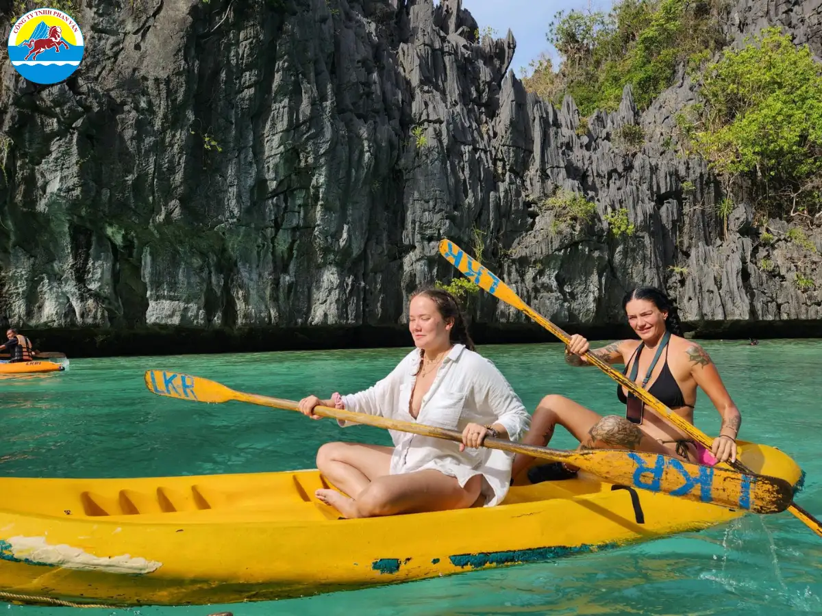 Tour được thiết kế theo sở thích khám phá xác tàu đắm, lặn biển hoặc nghỉ dưỡng