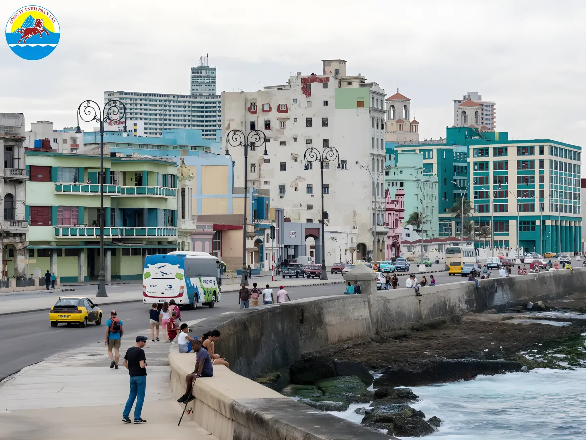 Đi dạo ven biển Malecón