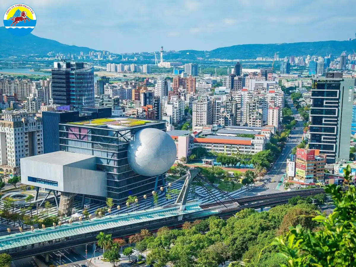 Phan Văn Travel cung cấp các tour an toàn, trọn vẹn