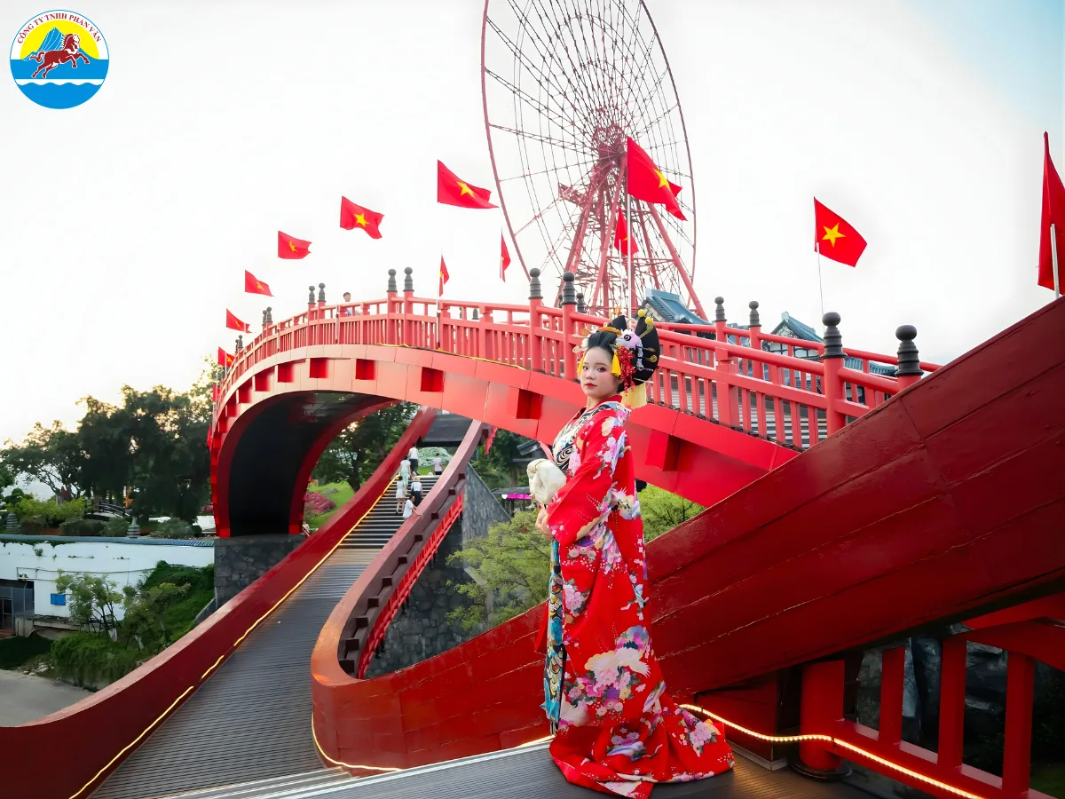 Đi Hạ Long 2 ngày 1 đêm mùa hè là đẹp nhất