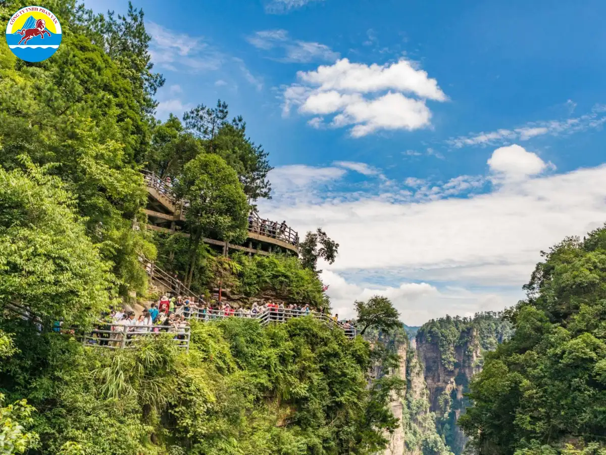 Tham quan Viên Gia Giới