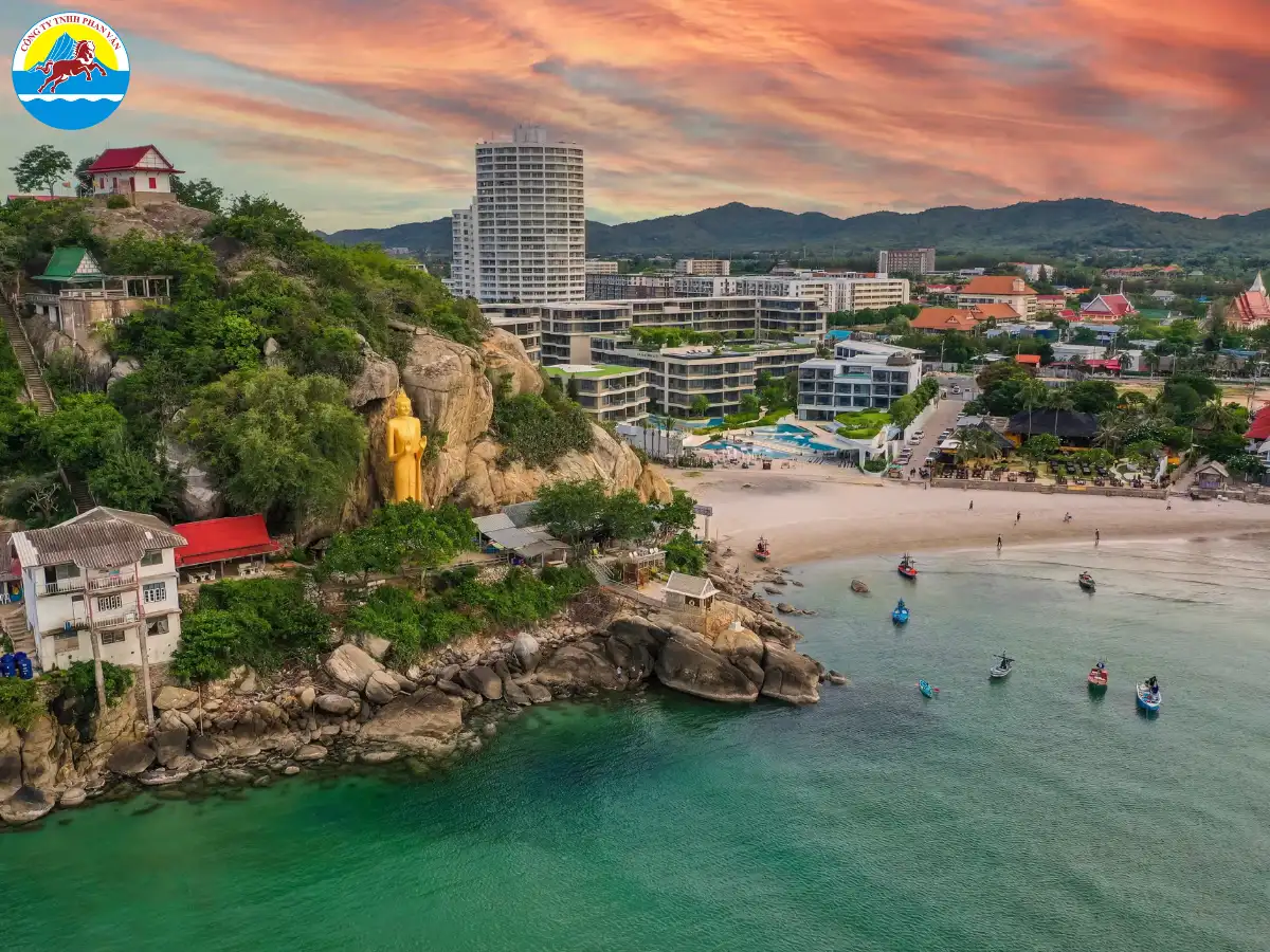 Từ tháng 11 đến tháng 3 là thời gian lý tưởng nhất để ghé thăm Hua Hin