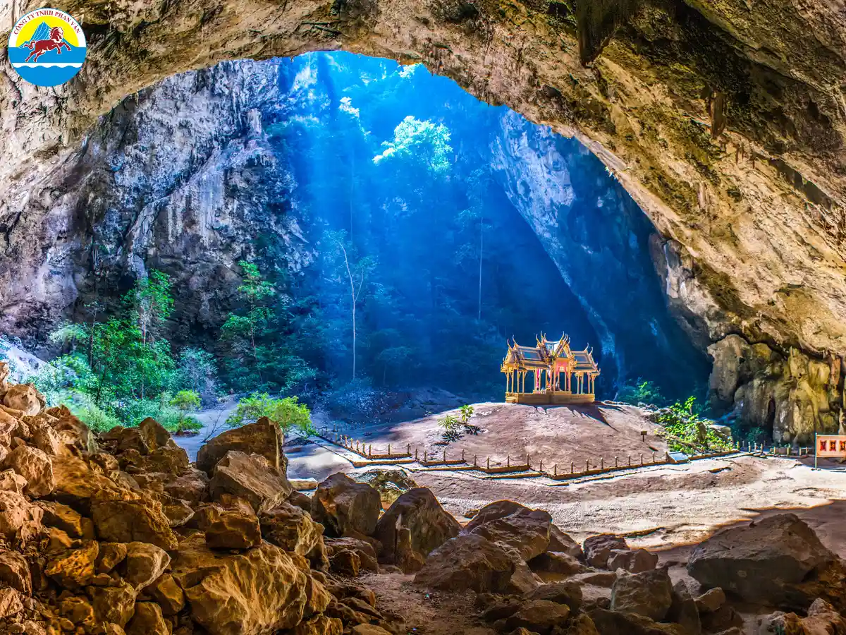 Hang động Phraya Nakhon