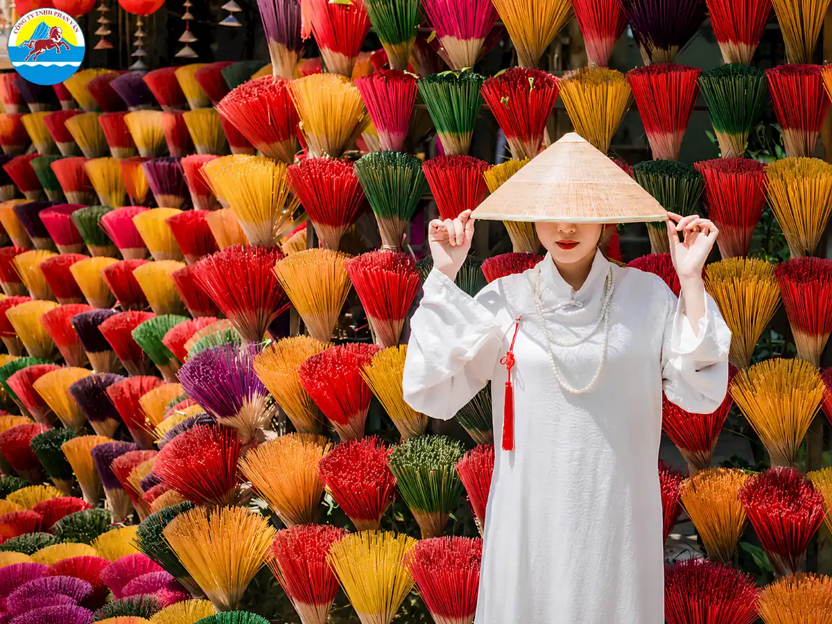 Làng hương Thủy Xuân