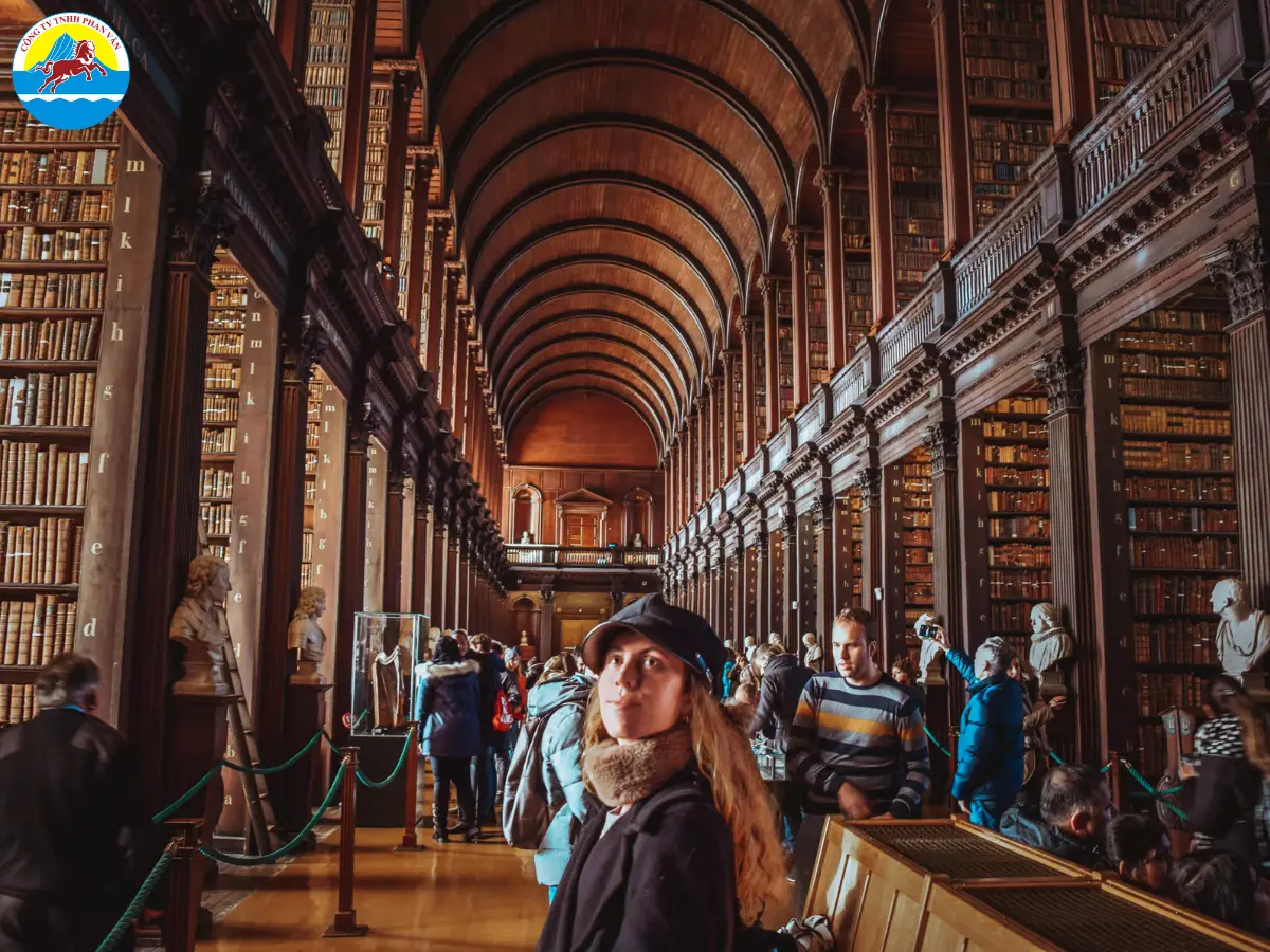 Khám phá kiến trúc thư viện cổ kính