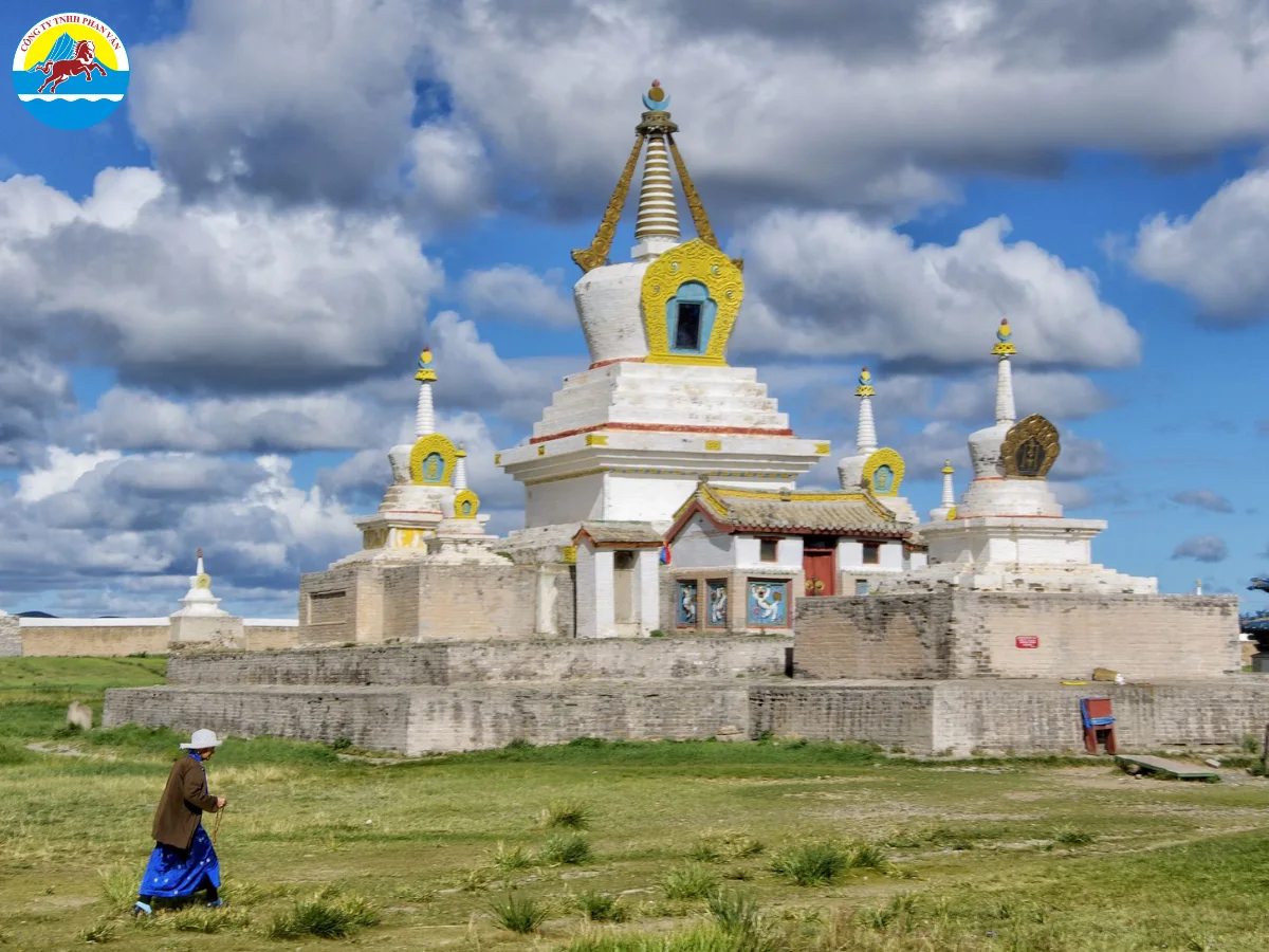 Tham quan các di tích Phật giáo và cố đô Karakorum