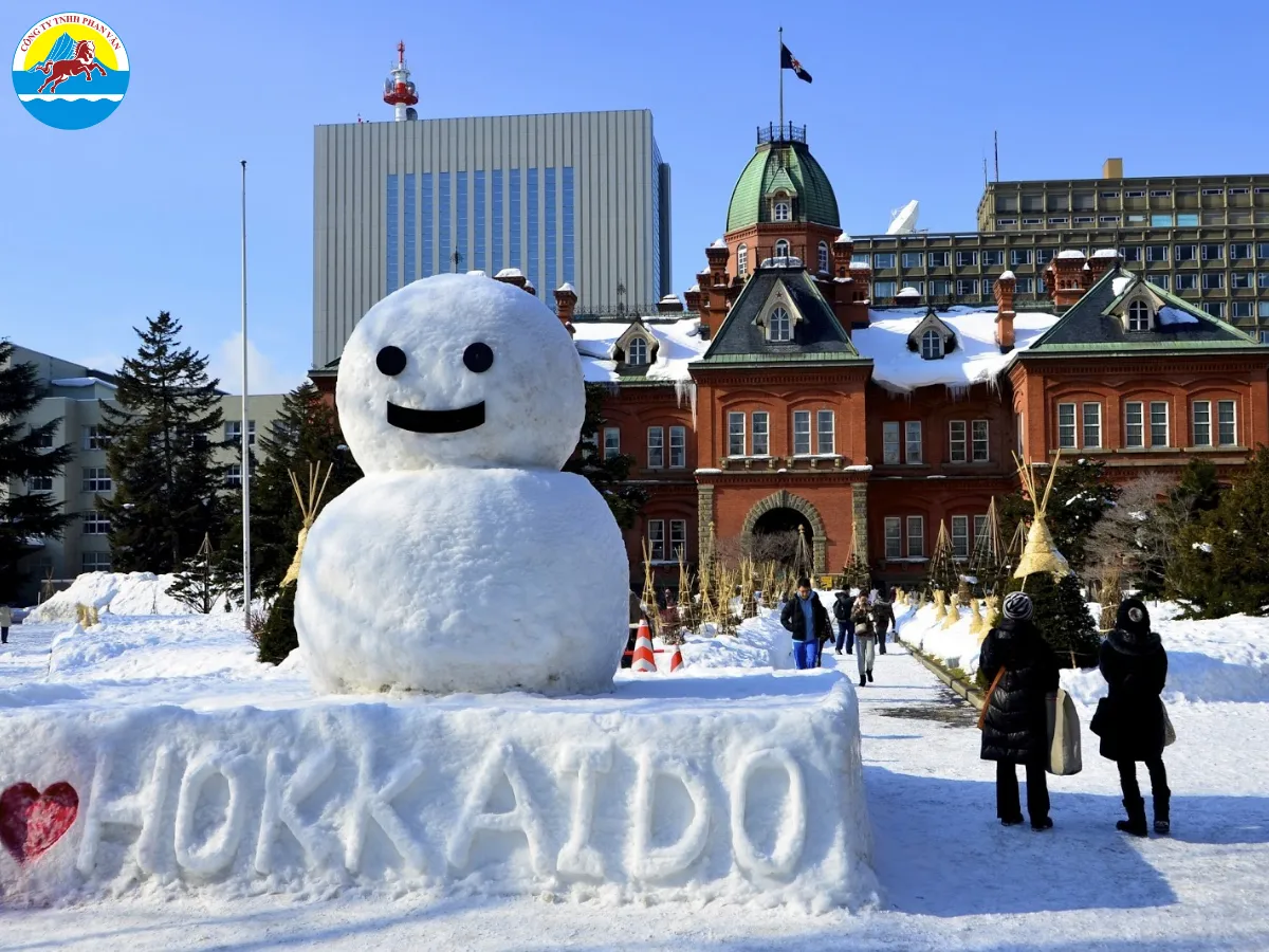 Lễ hội Tuyết Sapporo (Sapporo Yuki Matsuri)