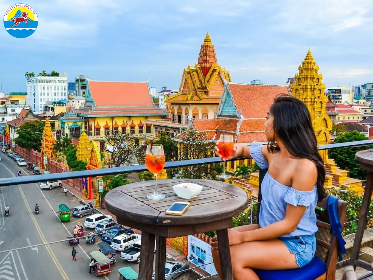 Phan Văn Travel cung cấp các tour du lịch trọn gói