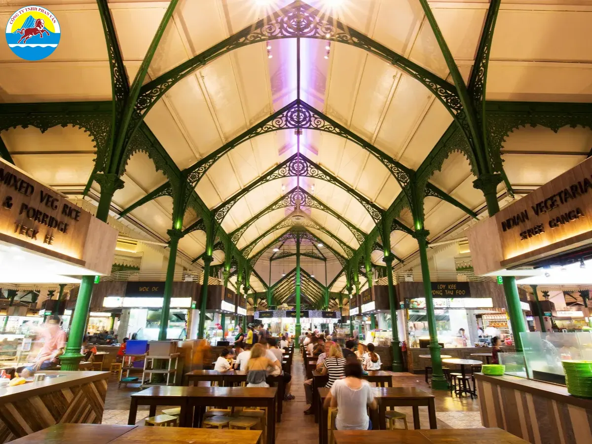 Trải nghiệm ẩm thực đường phố tại Lau Pa Sat